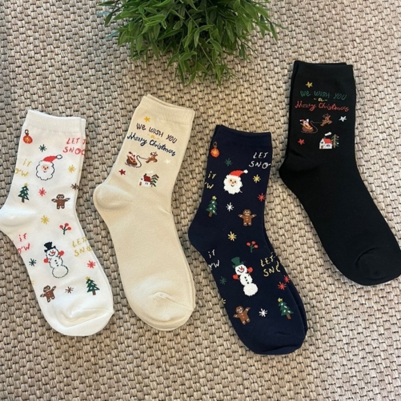 Waggle Santa Socks